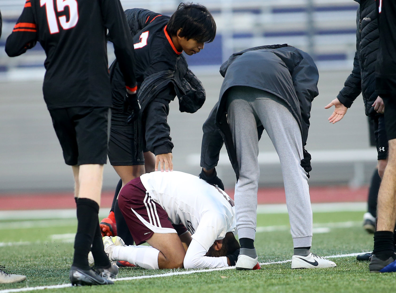 110119-mda-spt-sectional-soccer-004
